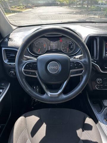 2019 Jeep Cherokee Latitude