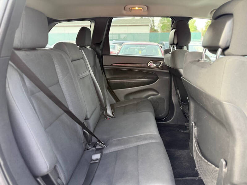 2011 Jeep Grand Cherokee Laredo