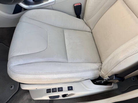 2014 Volvo XC60 3.2 Premier