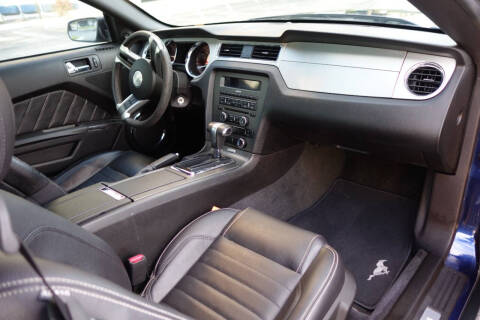 2012 Ford Mustang V6 Premium