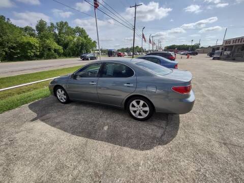 2005 Lexus ES 330 for sale at BIG 7 USED CARS INC in League City TX