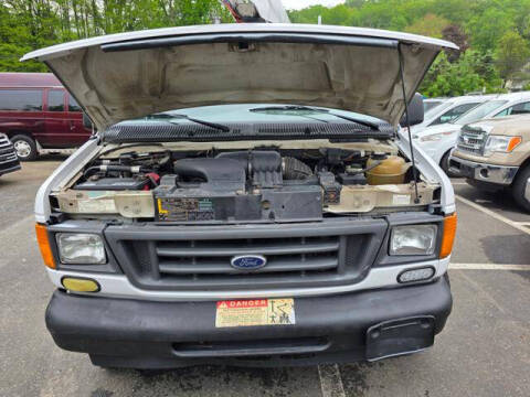 2005 Ford E-Series E-350 SD