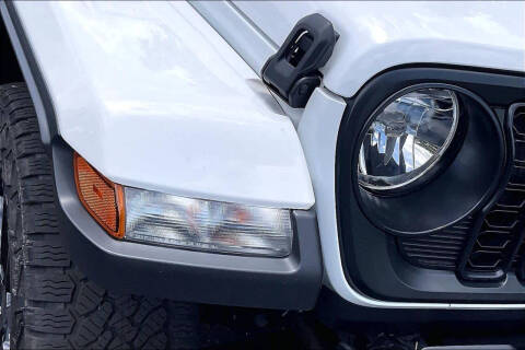 2024 Jeep Gladiator NightHawk