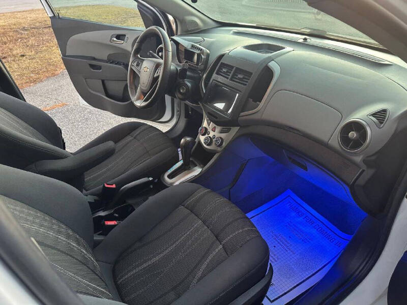 2015 Chevrolet Sonic LT Auto