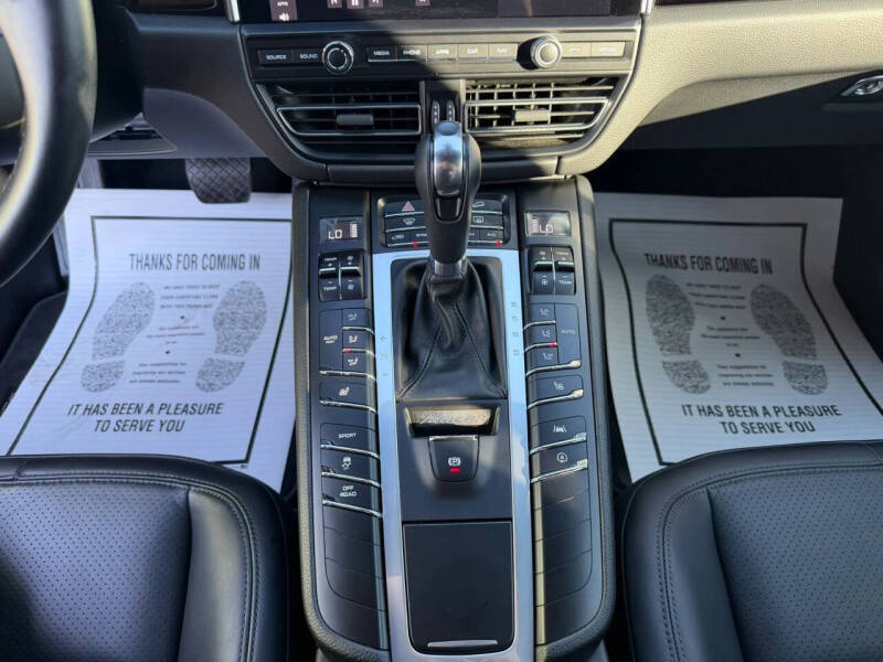 2021 Porsche Macan