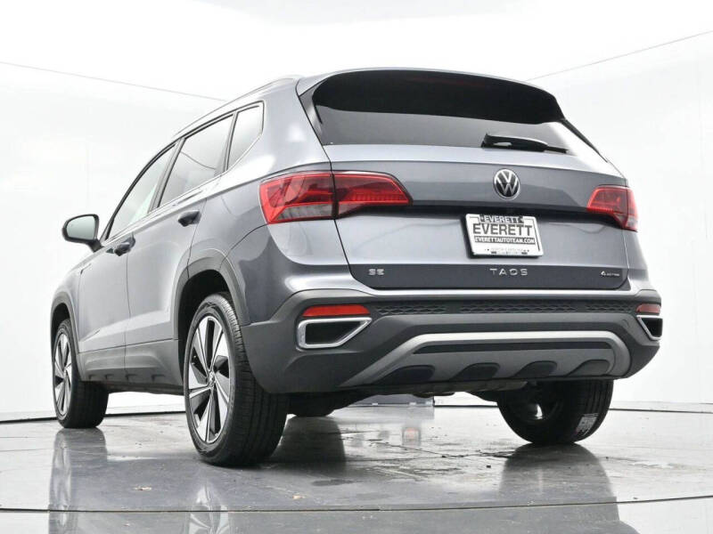 2024 Volkswagen Taos SE 4Motion