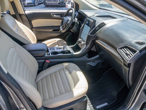 2022 Ford Edge