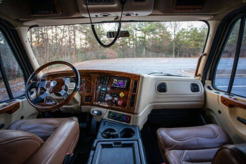 2015 Freightliner M2 106