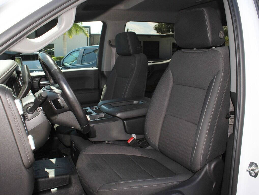 2020 GMC Sierra Pickup - $38,995