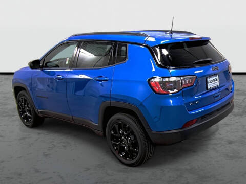 2026 Jeep Compass Latitude Altitude