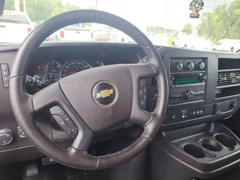 2021 Chevrolet Express 2500