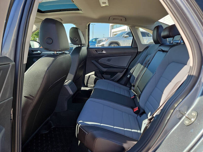 2025 Volkswagen Jetta SE