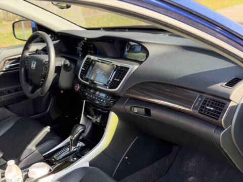 2017 Honda Accord Hybrid EX-L