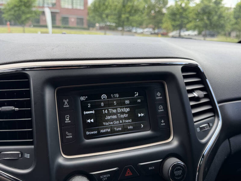 2017 Jeep Grand Cherokee Laredo