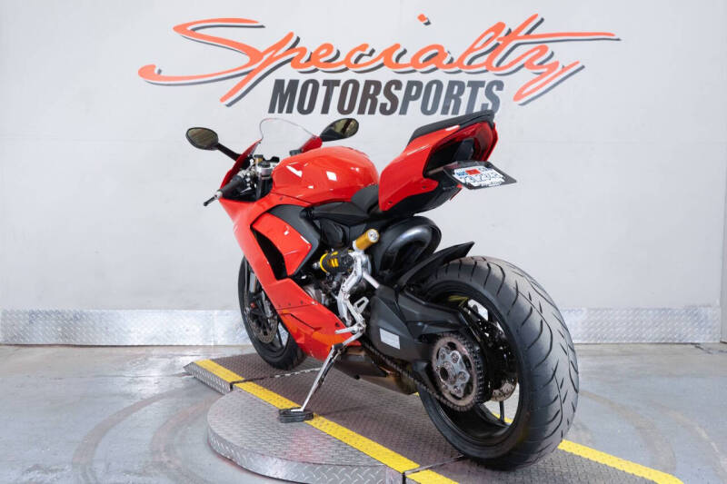 2020 Ducati Panigale V2