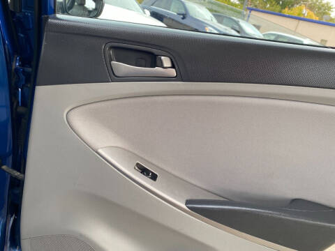 2016 Hyundai Accent SE