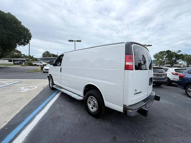 2021 Chevrolet Express 2500