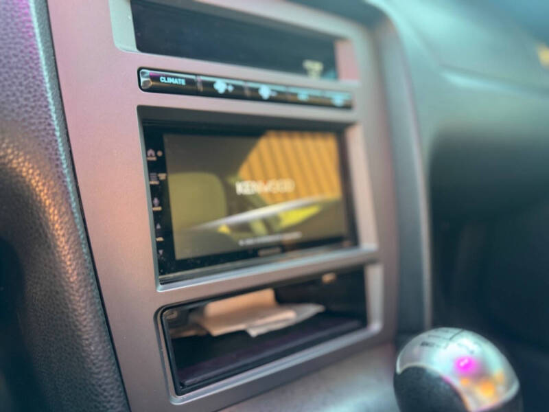 2011 Ford Mustang V6 Premium