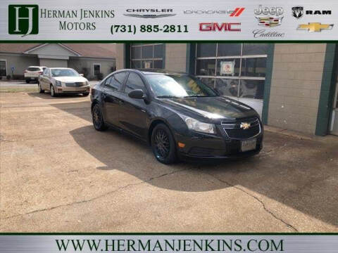 2014 Chevrolet Cruze for sale at CAR MART in Union City TN
