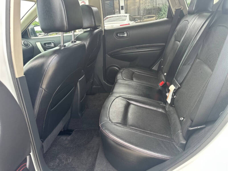 2012 Nissan Rogue S