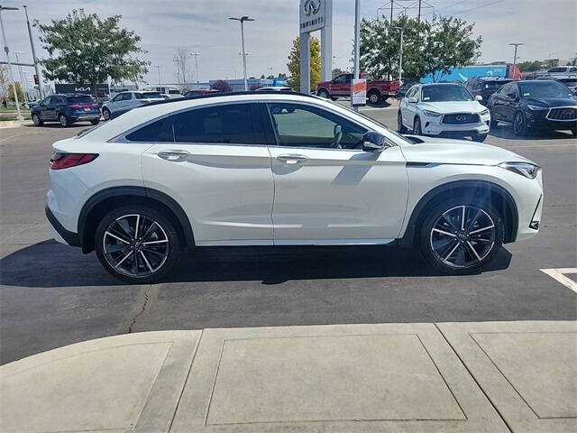 2025 Infiniti QX55 Essential