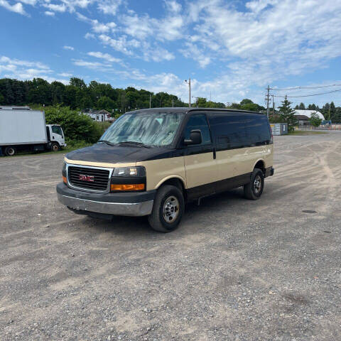 2015 GMC Savana for sale at Amico Auto Sales in Margate, FL