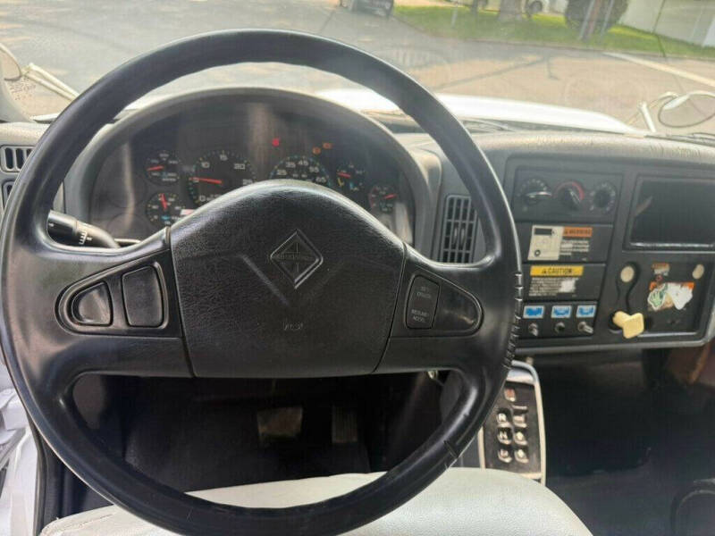 2003 International DuraStar 4400