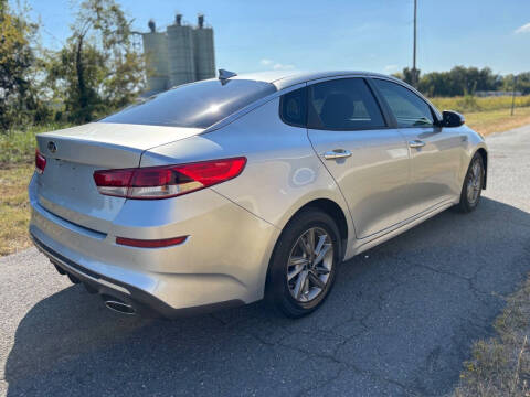2020 Kia Optima LX