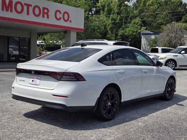 2025 Honda Accord SE