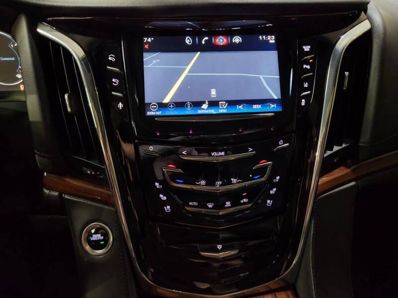 2015 Cadillac Escalade Luxury