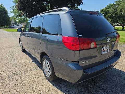 2007 Toyota Sienna LE 7-Passenger