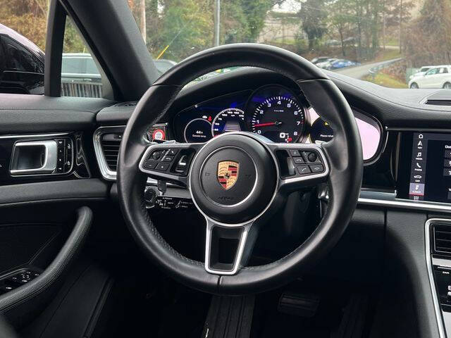 2019 Porsche Panamera