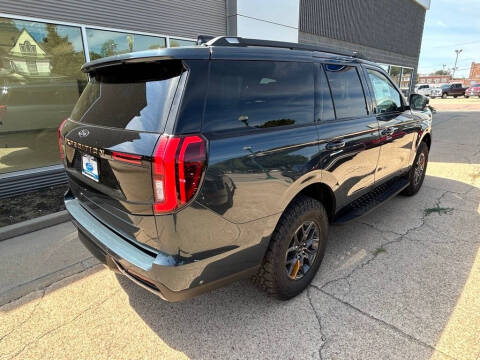 2025 Ford Expedition Tremor