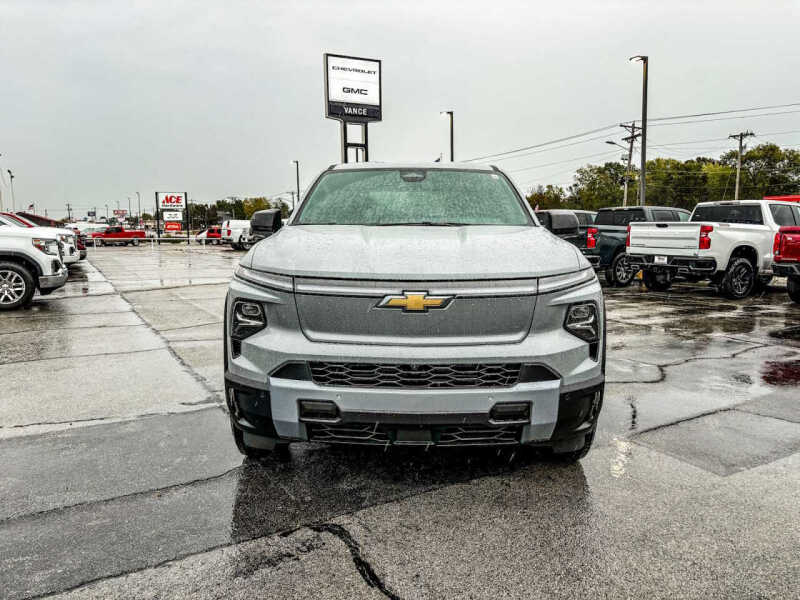2026 Chevrolet Silverado EV LT