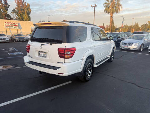 2004 Toyota Sequoia Limited