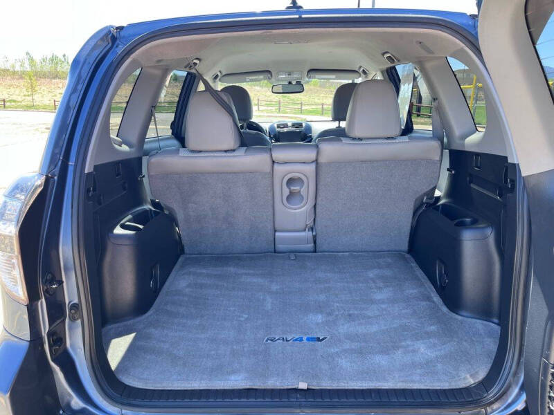 2014 Toyota RAV4 EV