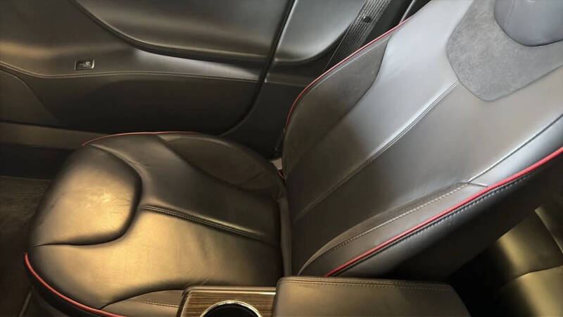 2014 Tesla Model S