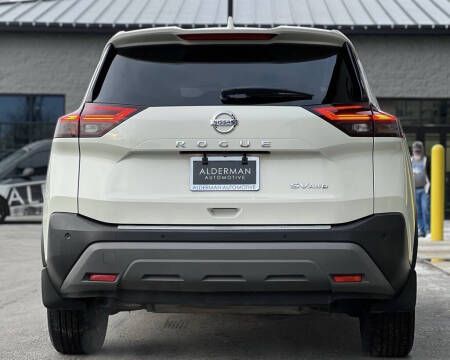 2021 Nissan Rogue SV