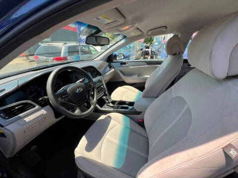 2017 Hyundai Sonata SE