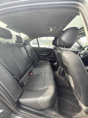 2015 BMW 3 Series 328i