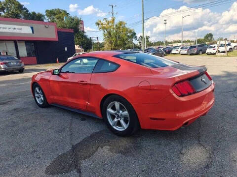 2016 Ford Mustang V6