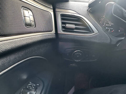 2017 Lincoln MKZ Premiere