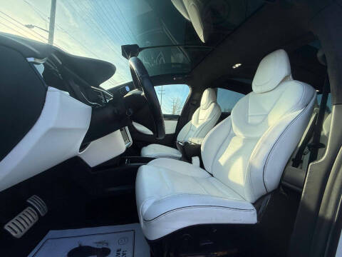 2016 Tesla Model X P90D