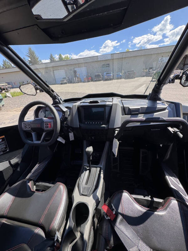 2023 Polaris RZR Turbo R Ultimate
