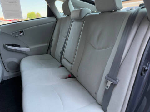 2014 Toyota Prius Two