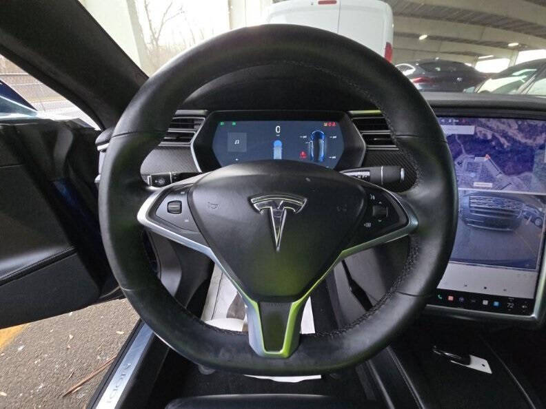 2017 Tesla Model S 75D