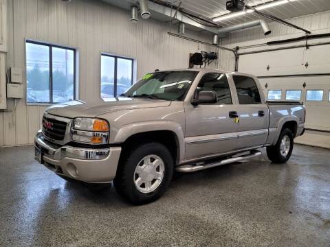 2005 GMC Sierra 1500 for sale at Sand's Auto Sales in Cambridge MN