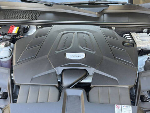 2022 Porsche Cayenne Coupe