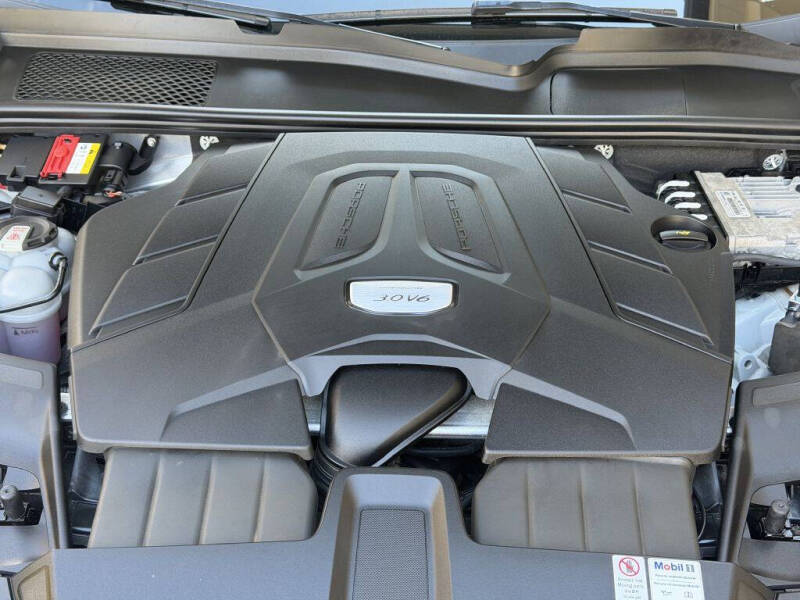 2022 Porsche Cayenne Coupe