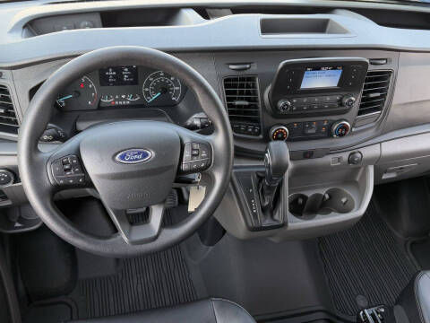 2025 Ford Transit 250